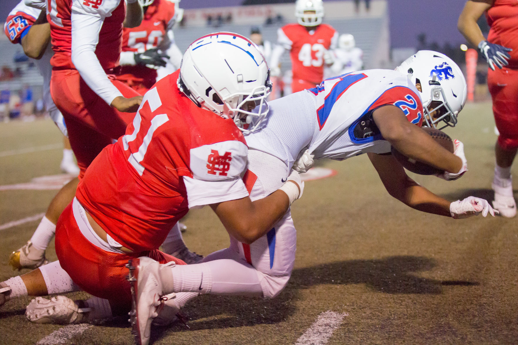 083019 Santa Maria San Marcos Football 07.jpg